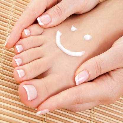 An example of healthy toenails